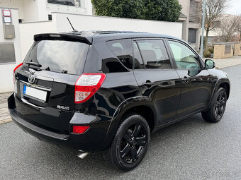 Toyota Rav4 2.2 D-CAT,Automat,Keyless,Kamera,DVD,Kůže,BLACK - 4