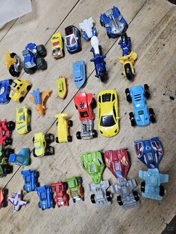 Autíčka z kinder prekvapeni - 4