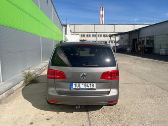 VW Touran 1.6 TDi 77kw manuál - 4