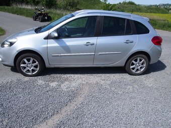 Renault clio combi 2010 - 4