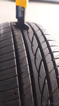 Prodám 2 x letní pneu Falken 205/60/14 - 4