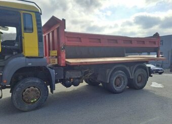 6x6 sklápěč 33/26t MAN TGA, upínací deska - 4