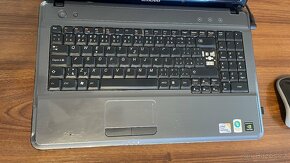 Notebook Lenovo G550 15,6 úhlopříčka - 4