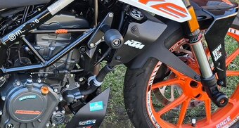 Duke 125 2023 - 4