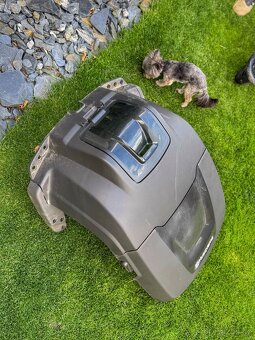 Domeček - stříška k robotické sekačce Husqvarna Automower - 4