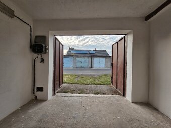 Řadová garáž 21 m2, Čížkovice - 4