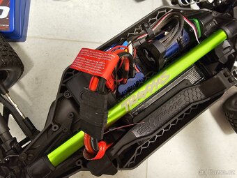 RC auto Traxxas Rustler 4x4 Ultimate VXL RTR, - 4