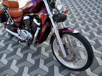 Suzuki VS 800 Intruder - 4