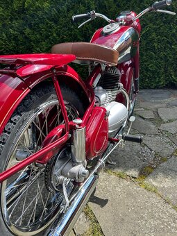 Jawa 250 Perák - 4