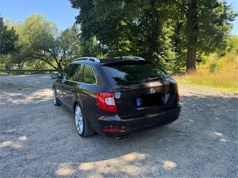 Škoda Superb 2.0 tdi L&K, nezávisle topení - 4