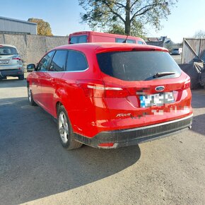 Ford Focus Mk3 combi sport-náhradní díly - 4
