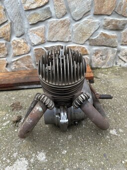 Motor Jawa 250 353 kývačka - 4