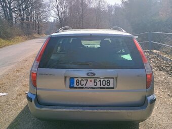 Ford Mondeo 1,8 - 4