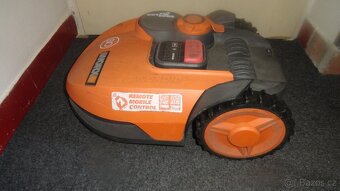 Worx-robotická sekačka - 4
