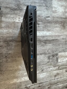 Prodám herní notebook MSI GL65 Leopard - 4