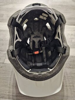 Cyklistická přilba Bell - 4