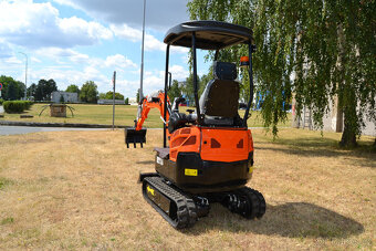 Minibagr HT1800kg Kubota - 4