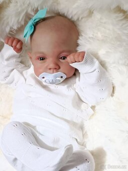 Reborn panenka kit Lily - 4