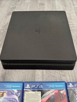 PlayStation 4 Slim 1-TB - 4