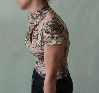 Tričko / roláček s tygříky C&A vel.XS - 4