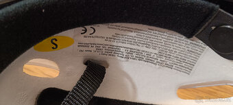 Helma dětská vel. S s motýlky - 4