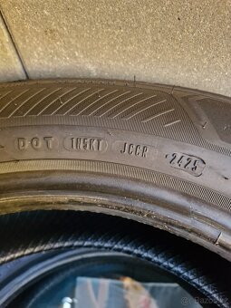 Sada letních pneu Goodyear EfficientGrip 2 SUV 215/60 R17 96 - 4