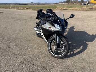 Yamaha yzf125r - 4