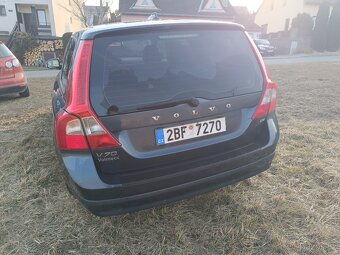 Volvo V70 - 4