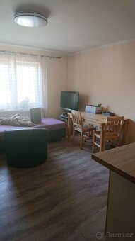 rodinný dům 2+1 se zahradou, 7km Kolín - 4
