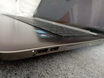 Hp Dv7-Velký ntb 17,3 lcd-core i7(8xvlákno)-8g ram-1Tb - 4