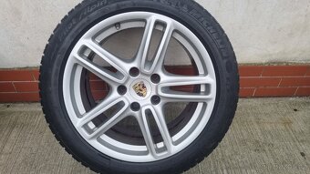 Porsche Panamera R19 - 4