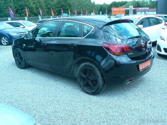 Opel Astra 1.4Turbo -2011 - 4