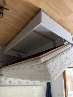 Luxusní čalouněná kontinentální postel s úložným prostorem - 4