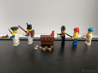 LEGO Pirates 6251 Sea Mates +části boxu - 4
