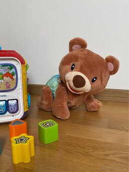 Set hraček Vtech Medvídek + Magická kostka - 4