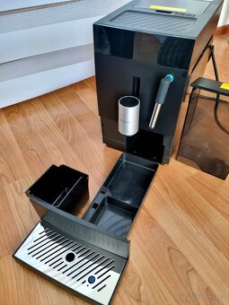 Automatický kávovar Cecotec Cremmaet Compact Steam - 4