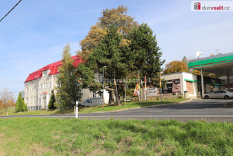 Dům vhodný k ubytování s parkovací plochou pro až 50 automob - 4