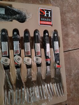 Sada kuchyňských nožů a příborů - 4