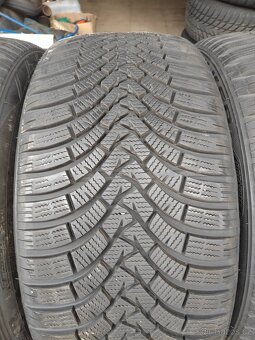 Prodám zánovní zimní pneu FALKEN 255/40/19 A 285/35/19 - 4