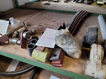 Díly na mačkač Fortschritt E301, E303 - 4