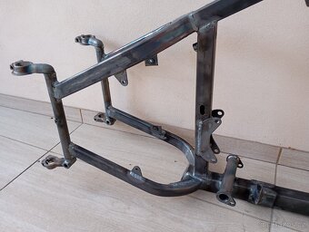 Rám Jawa Pérák - 4