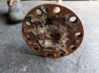 poloosa TATRA 148 - 4