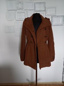 Hnědý fleecový kabát - 4