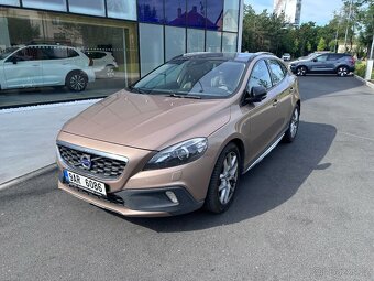 VOLVO V 40, 2,0 D4 140 KW, TOP STAV CZ, VOLVO SELEKT - 4