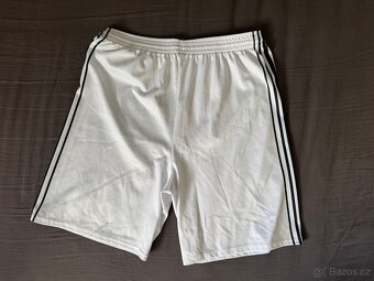Dres Real Madrid - 4