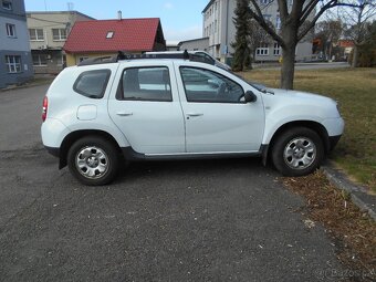 dacia duster 1,5 dci 2015 najeto 215tis km 4x4 - 4
