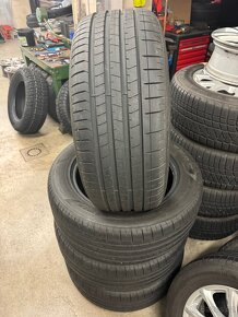 PIRELLI PZERO PZ4 Sport 255/55 R19 - 4
