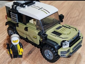 Stavebnice typu LEGO Terénní expediční vůz – připraven na do - 4