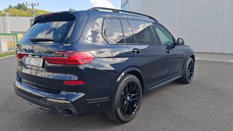 BMW X7 40iX - M - 7míst - DO 15.6.2025 - 4