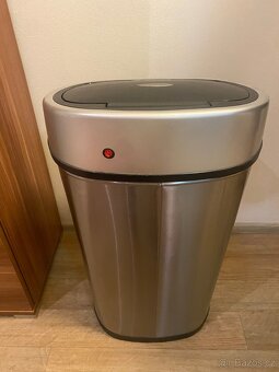 Bezdotykoví koš Helpmation 40l - 4